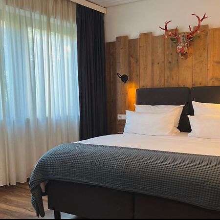Kreuzblume Hotel & Weinstube Freiburg im Breisgau Luaran gambar